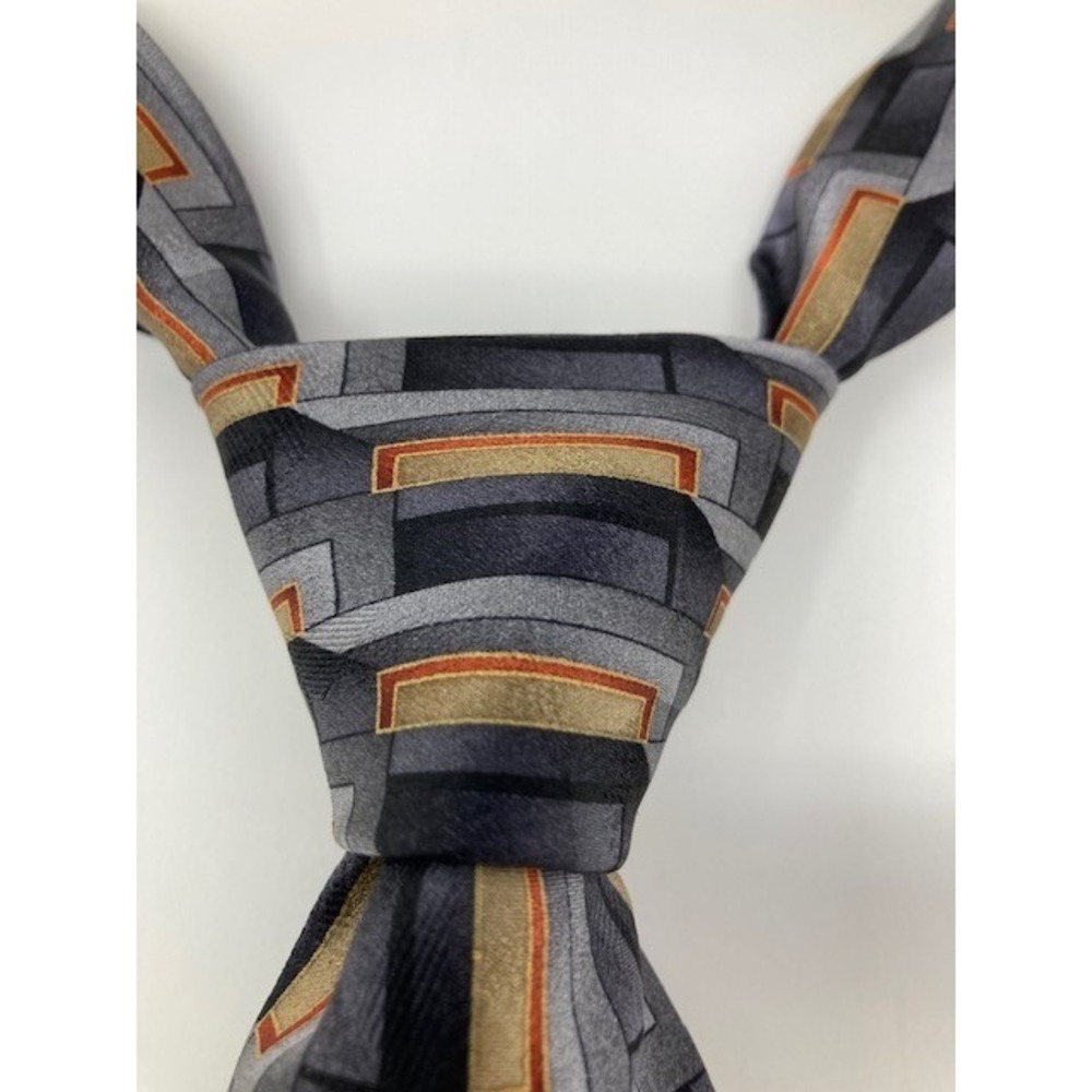 Arrow Men's Silk Tie Geometric Pattern  56 3 x 3/34